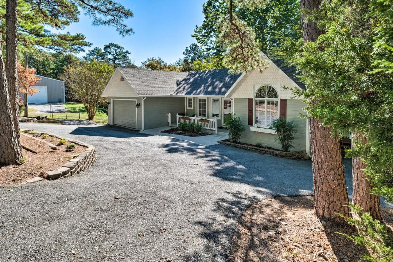 Beautiful Ozark Oasis With Deck Walk To Beaver Lake Rogers Exterior photo