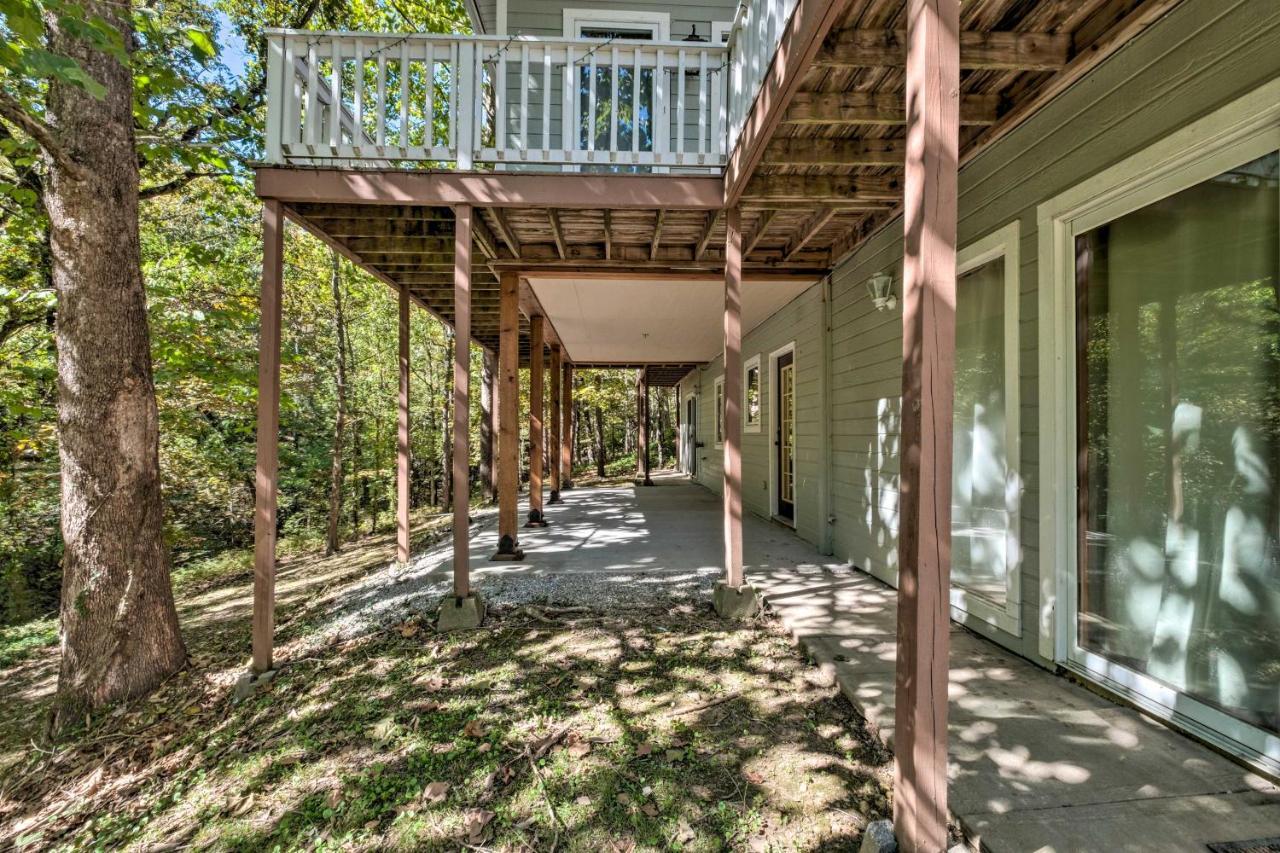 Beautiful Ozark Oasis With Deck Walk To Beaver Lake Rogers Exterior photo